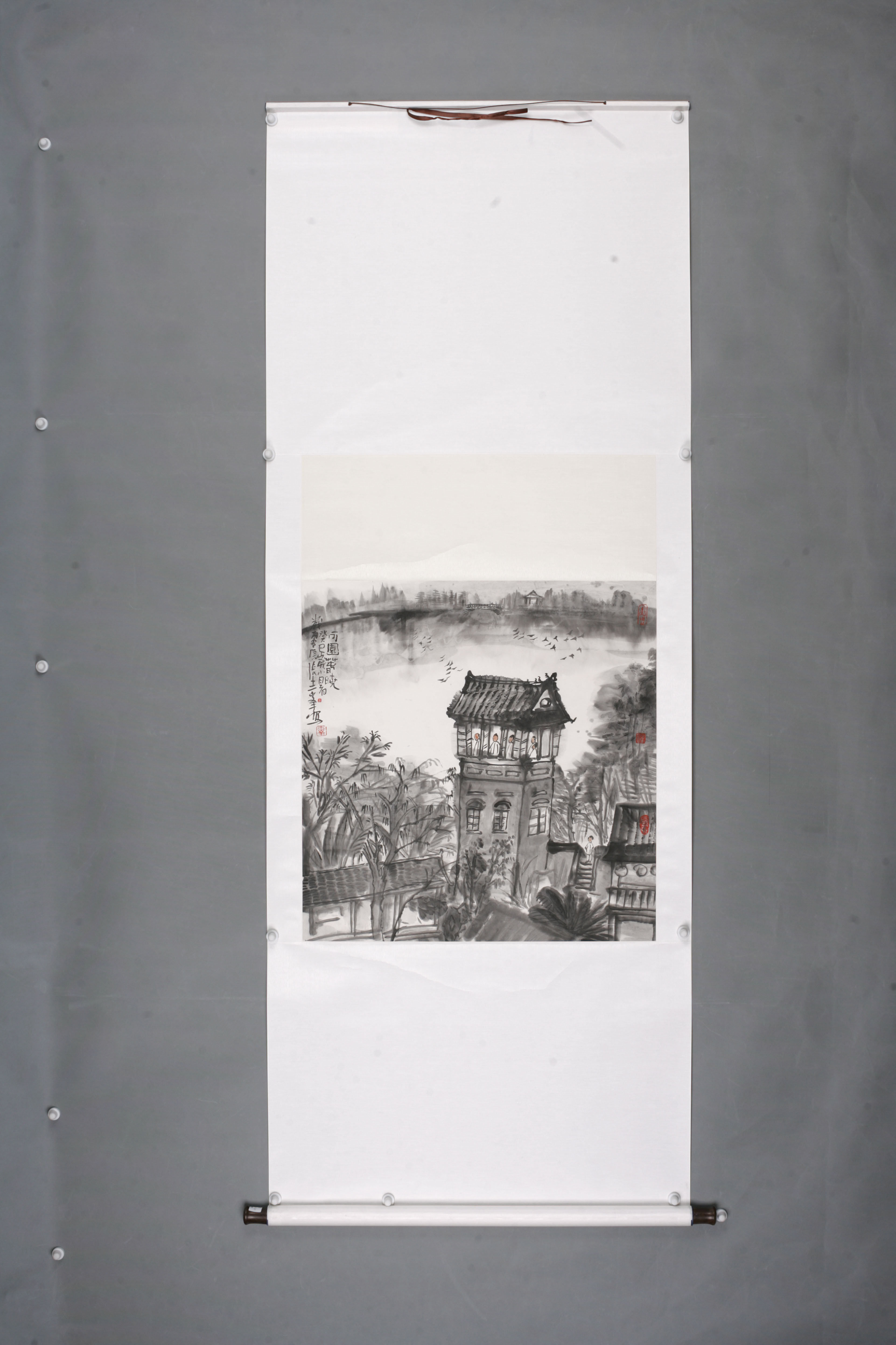 2013年张志峰可园春晓图轴