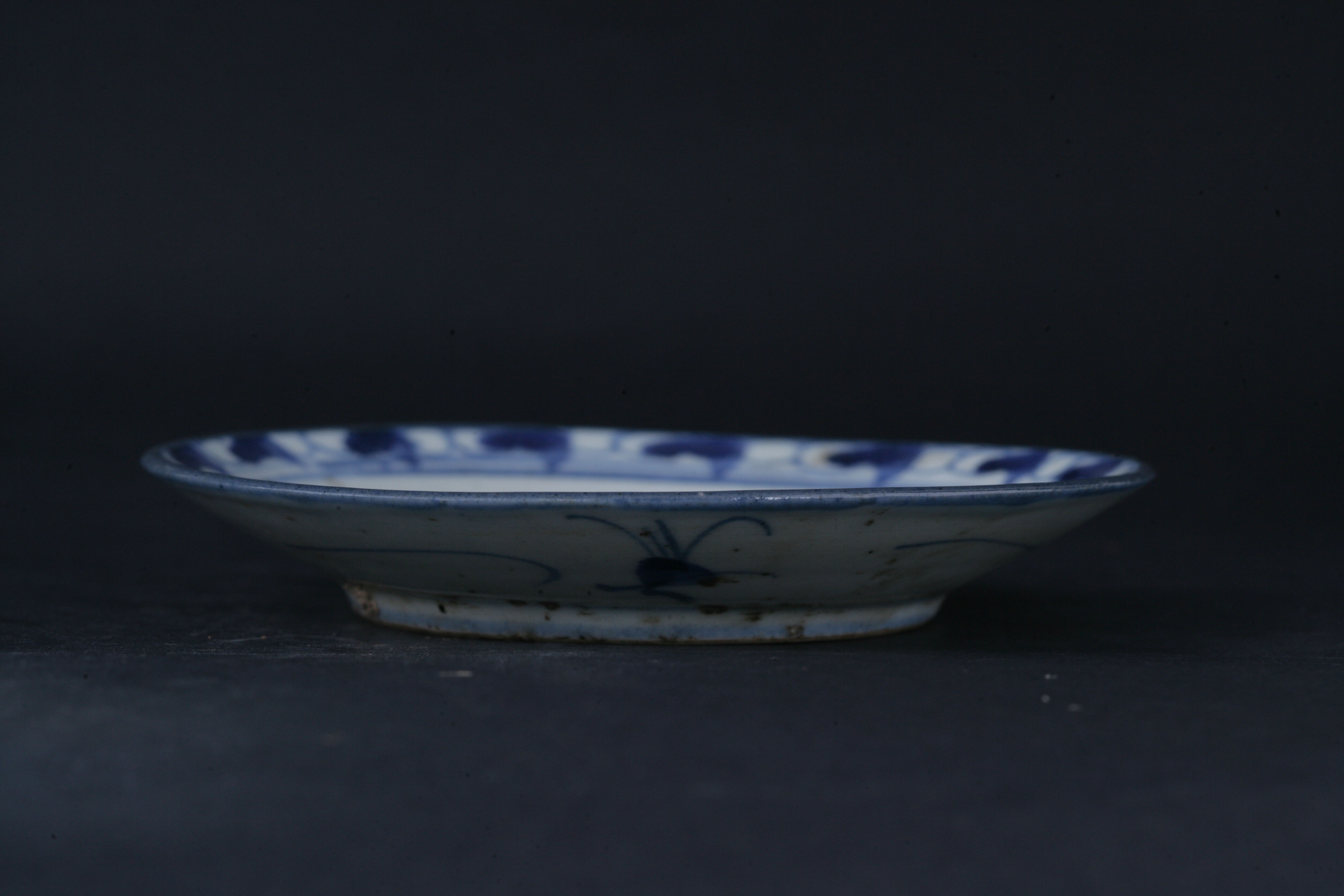 清青花缠枝莲纹盘-17