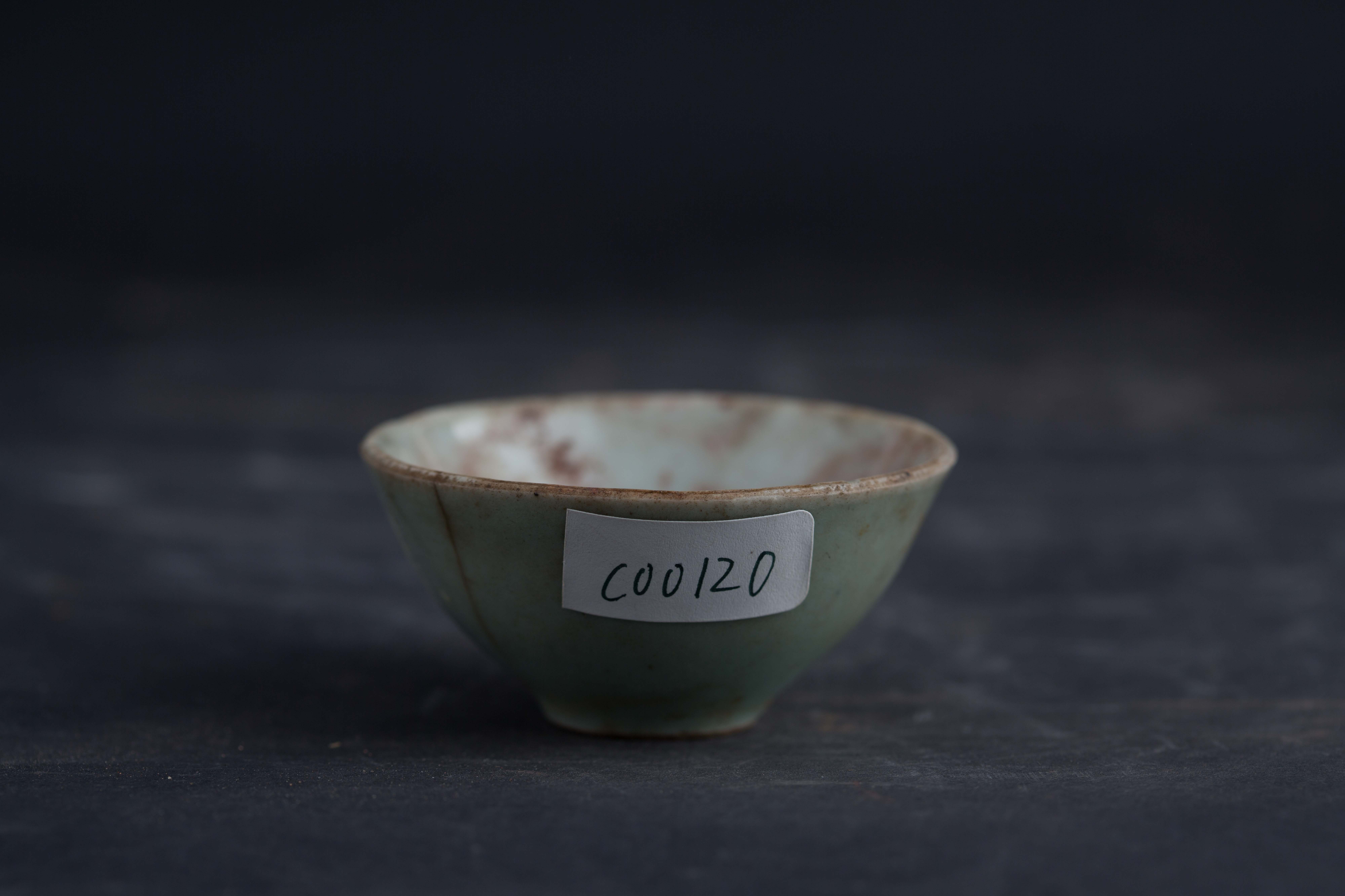 清青釉杯-2