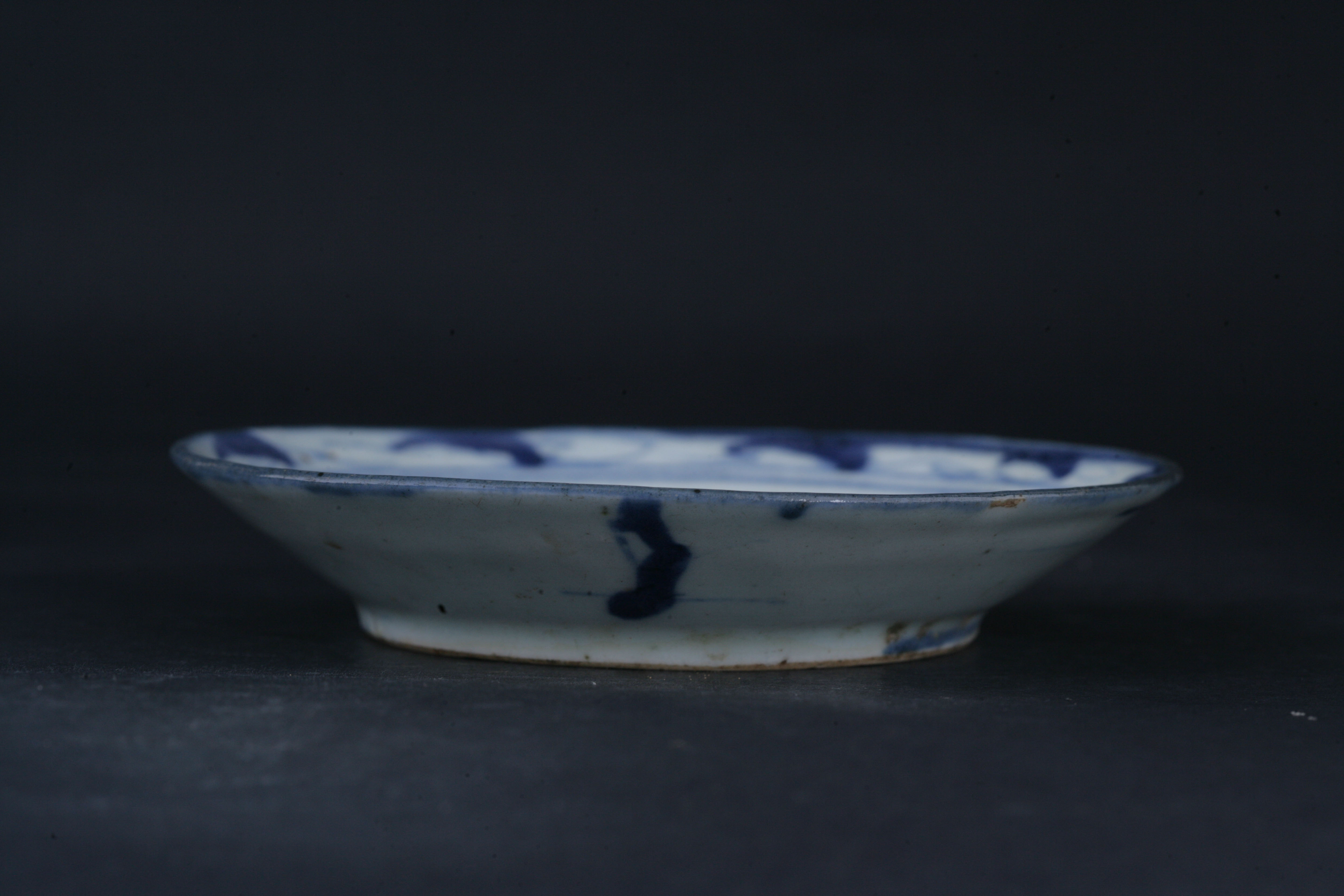 清青花缠枝莲纹盘-48