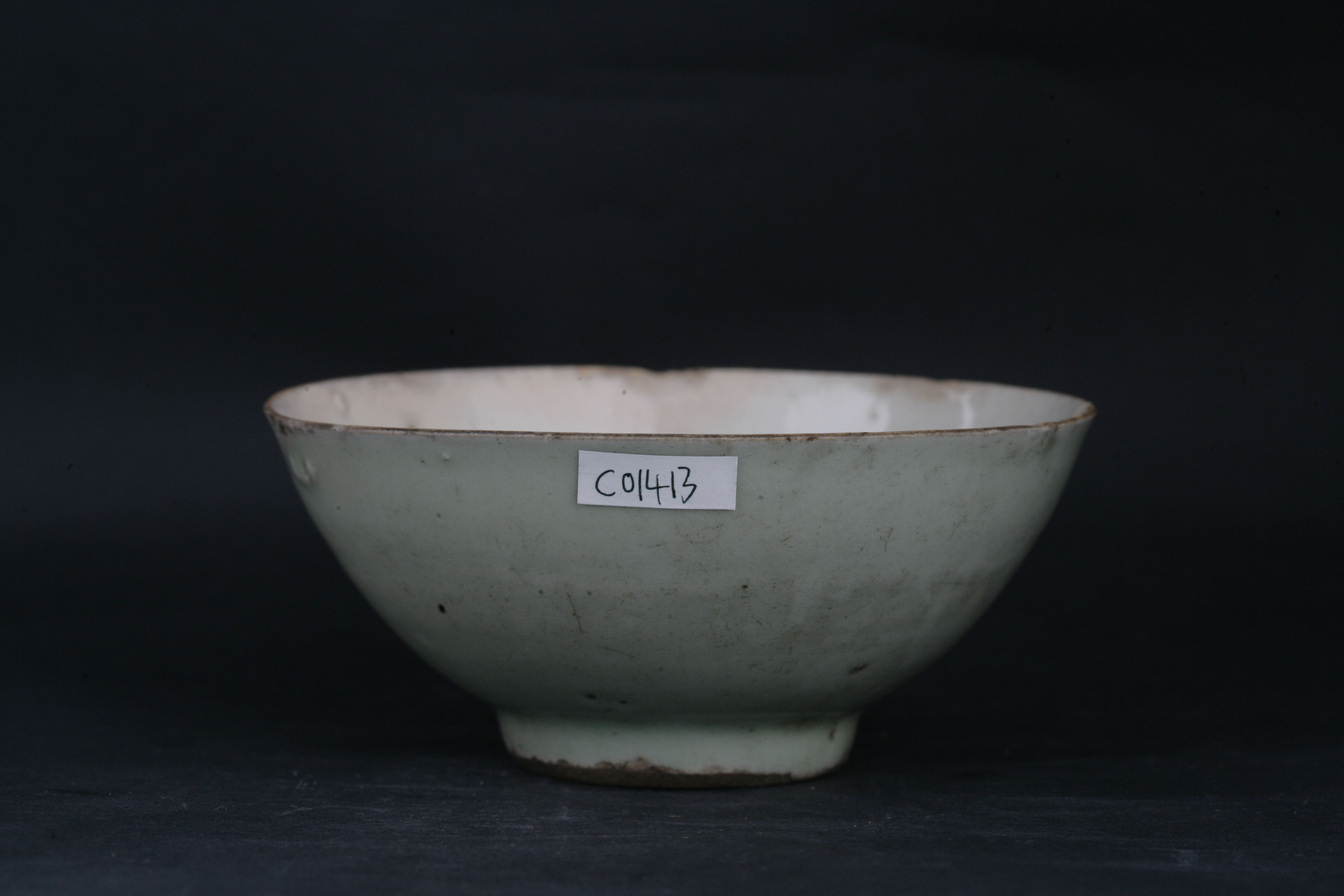 清豆青釉碗-101