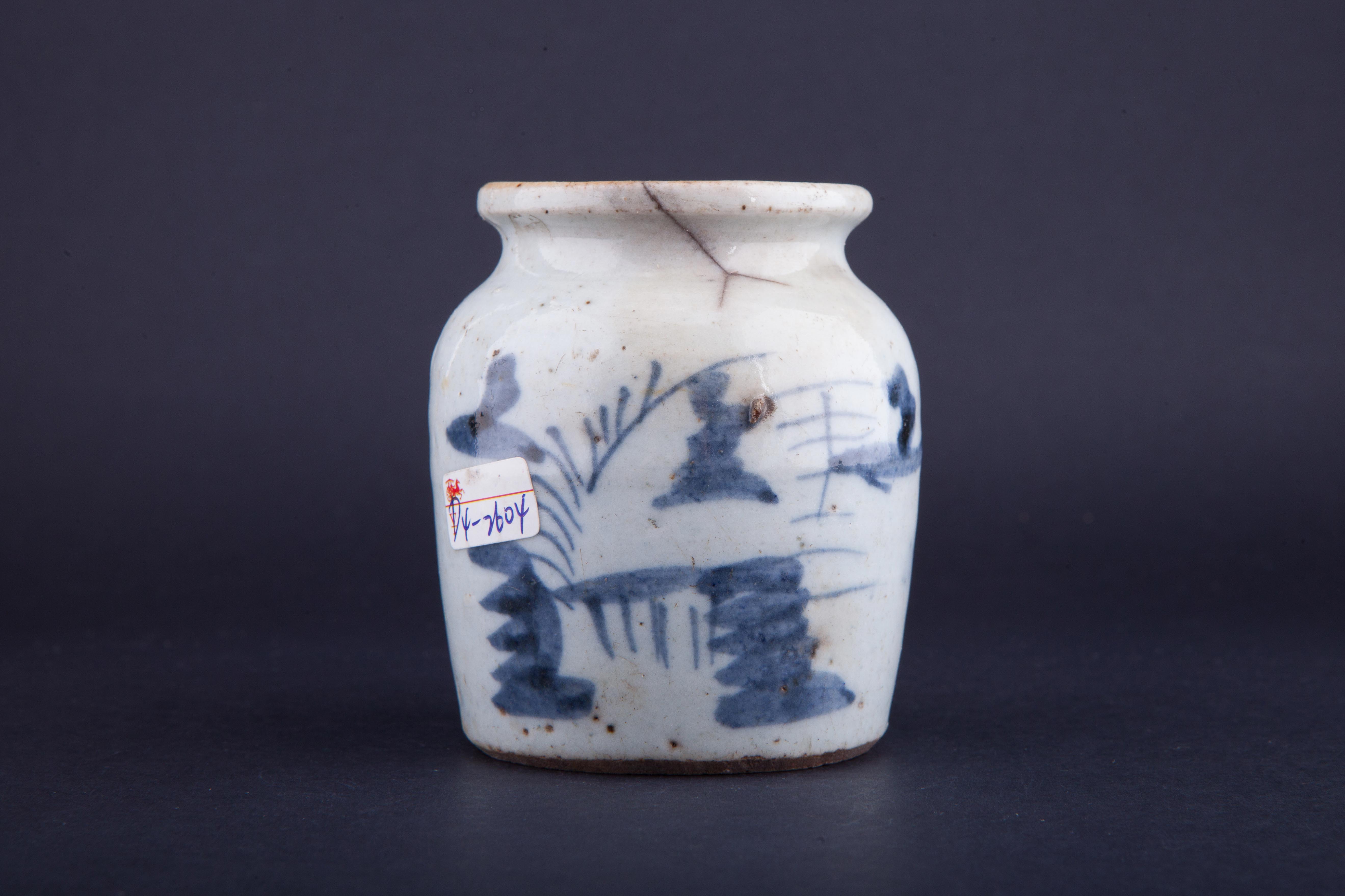 清青花山水纹小罐-22