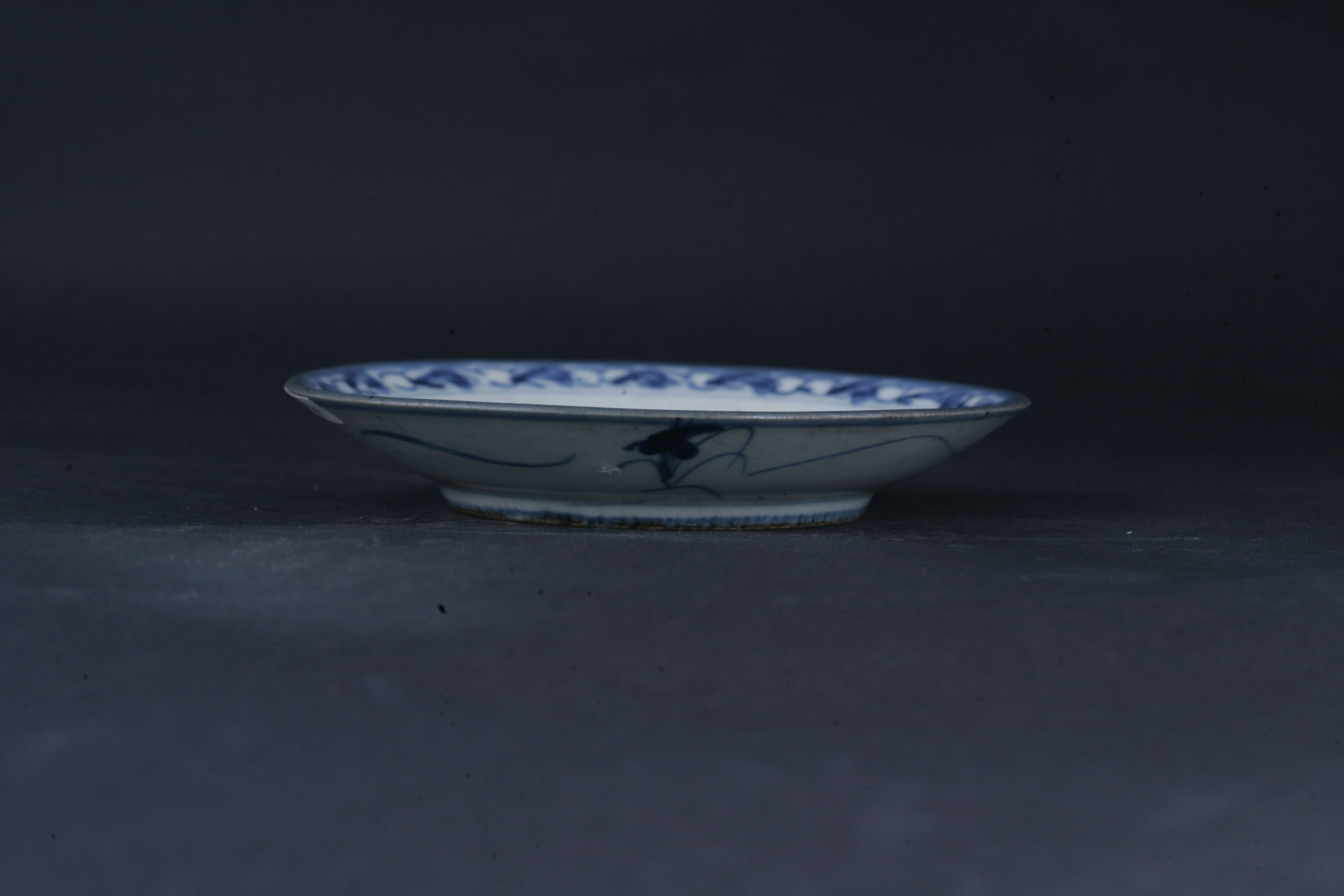 清青花缠枝莲纹盘-22