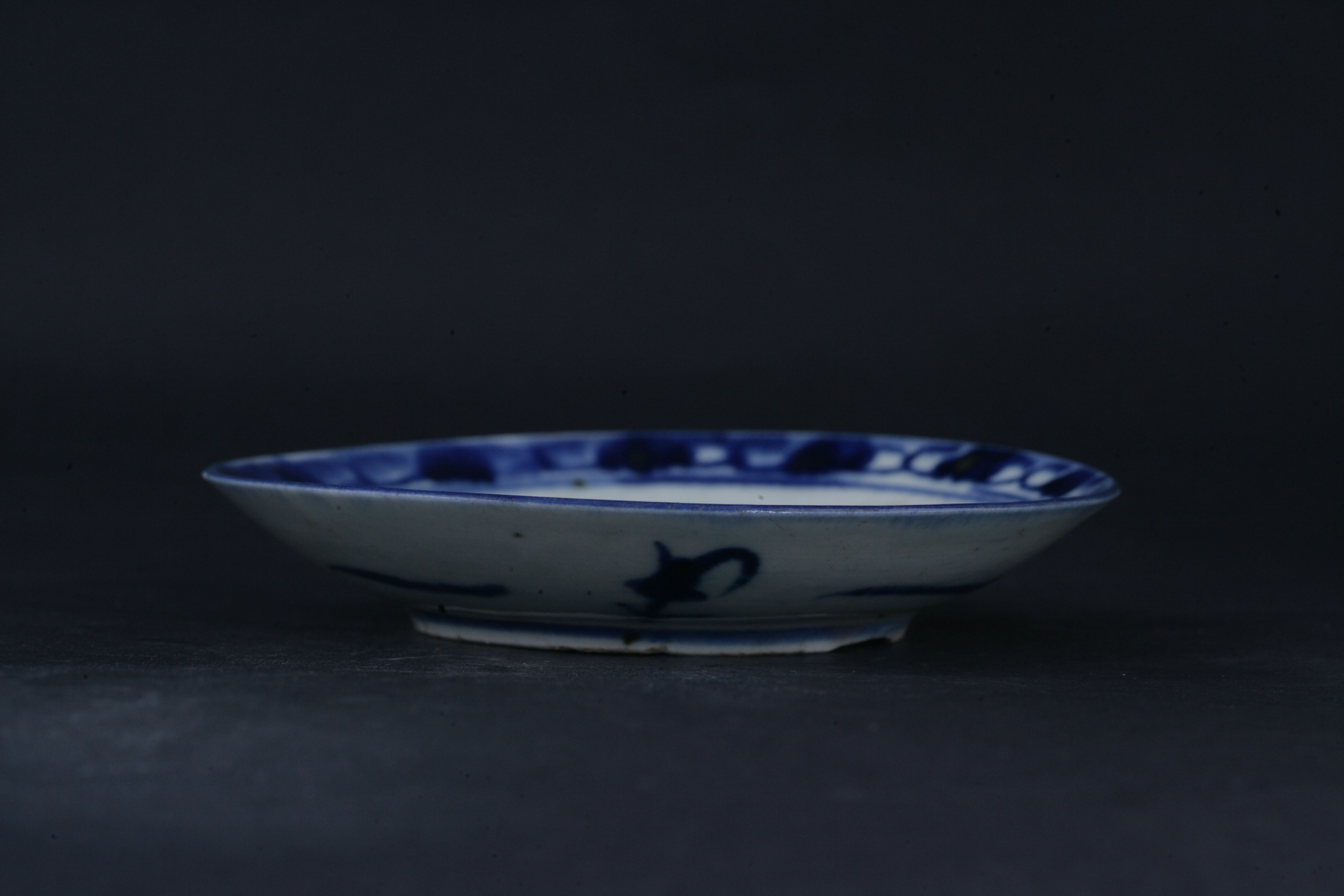 清青花缠枝莲纹碟-3