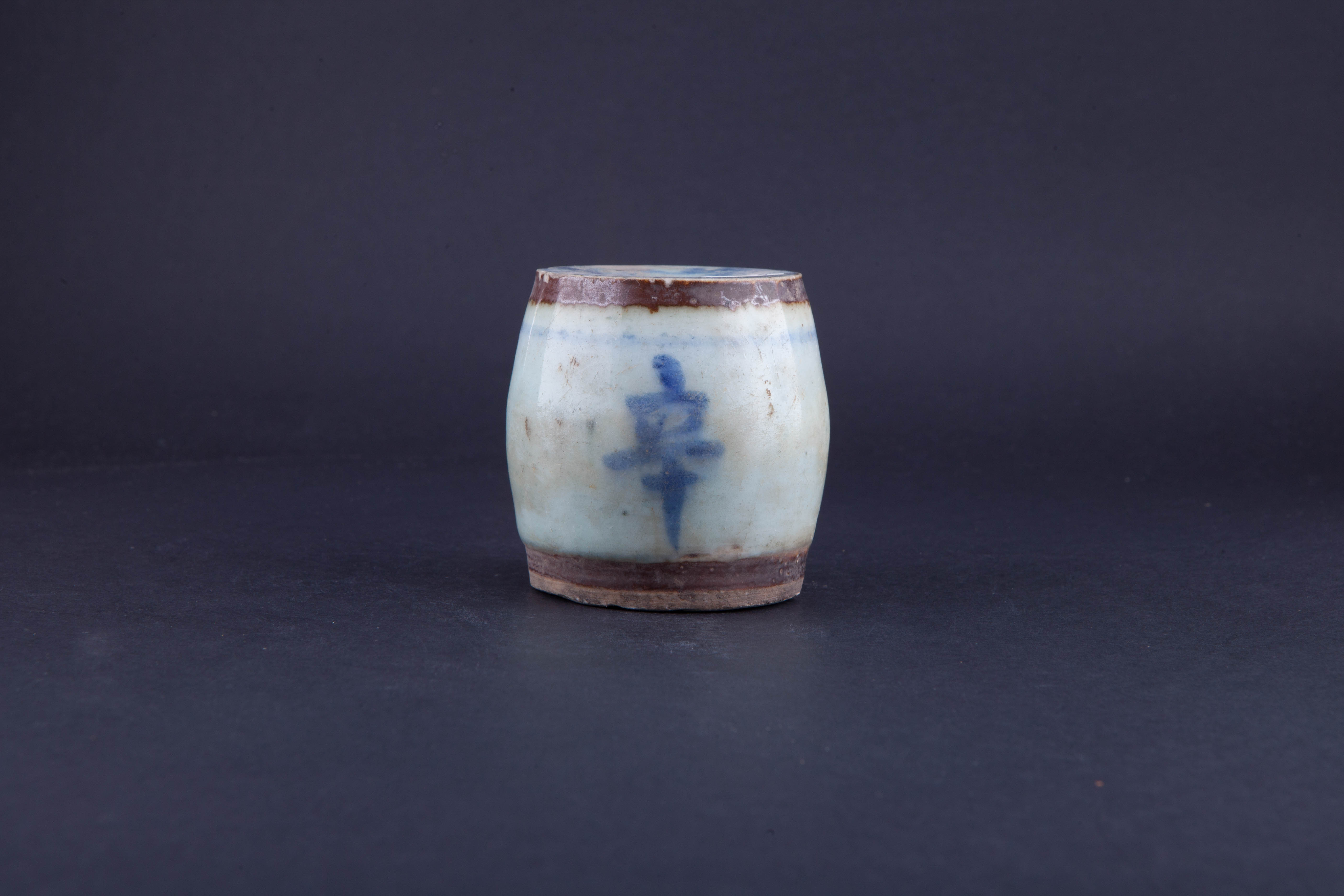 清青花博古纹烛台-2