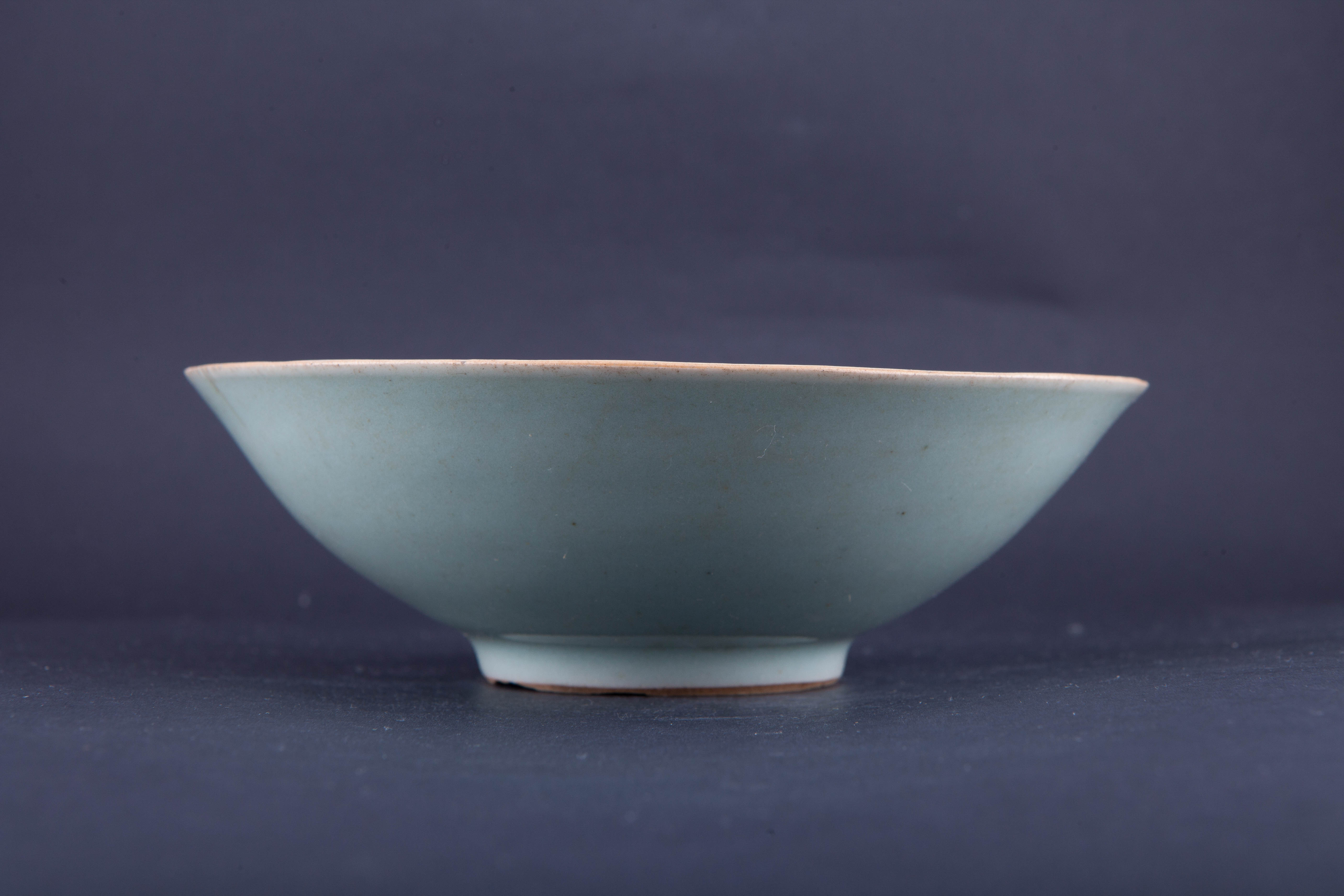 清豆青釉碗-287