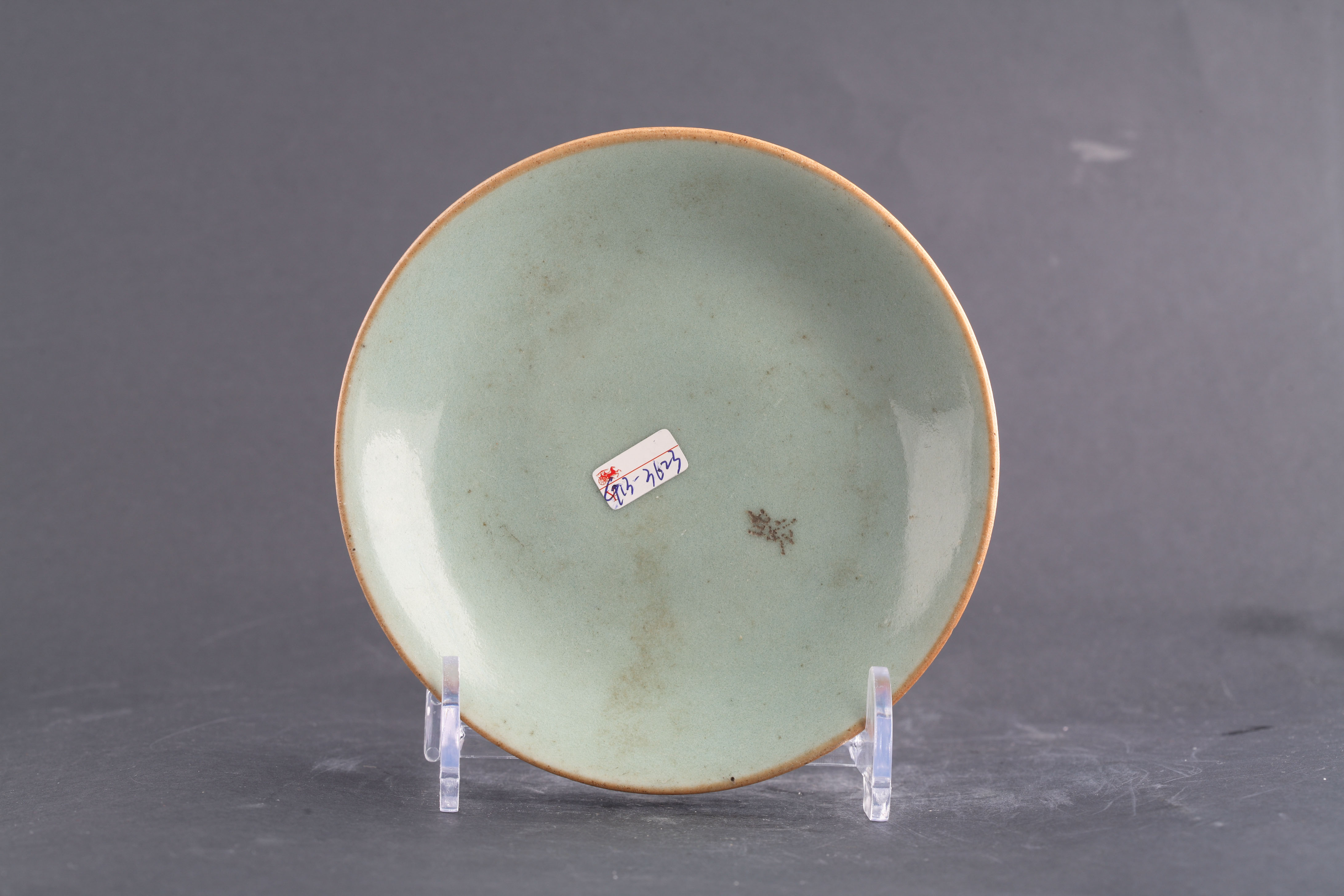 清豆青釉碟-18
