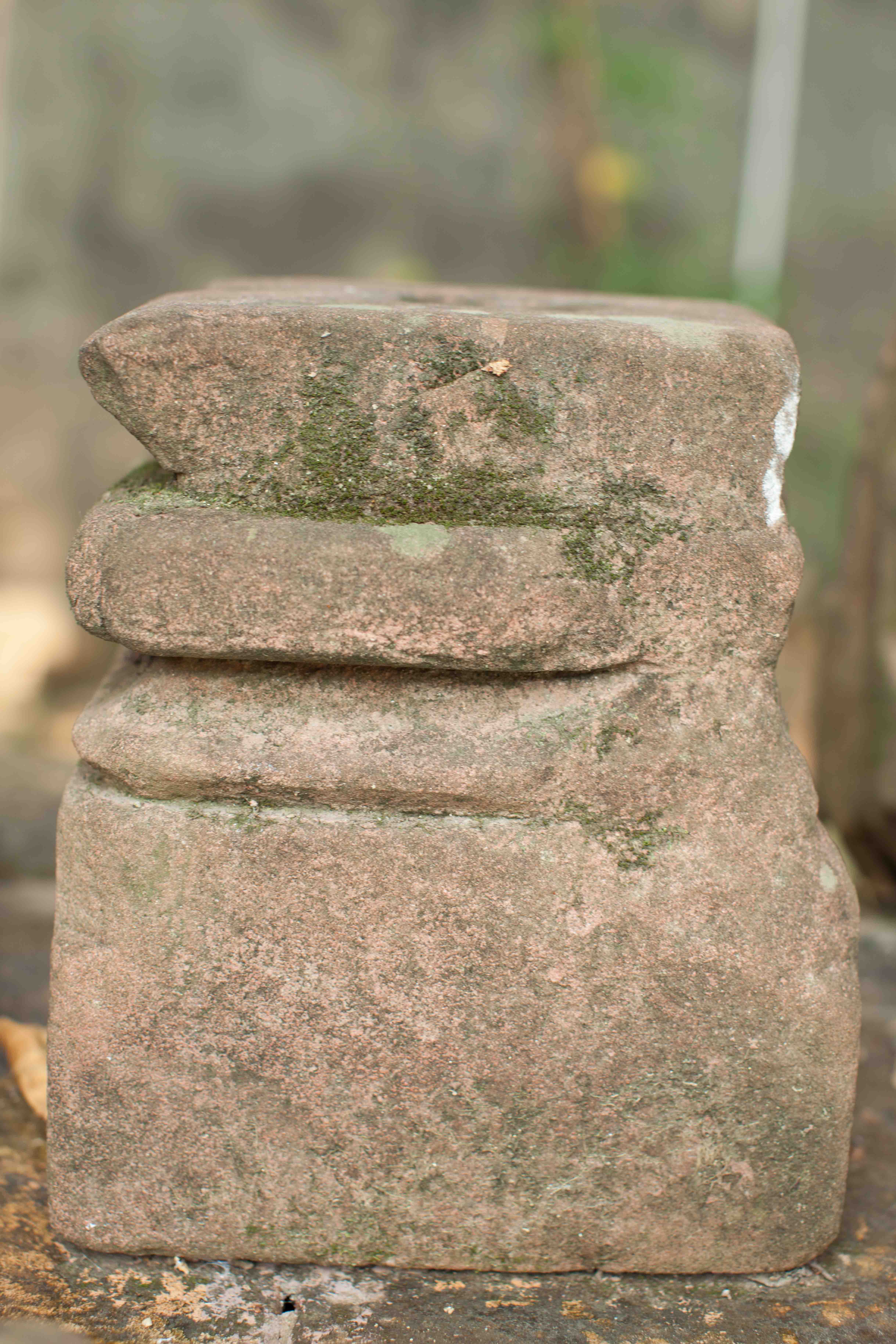 清红砂岩方形柱础