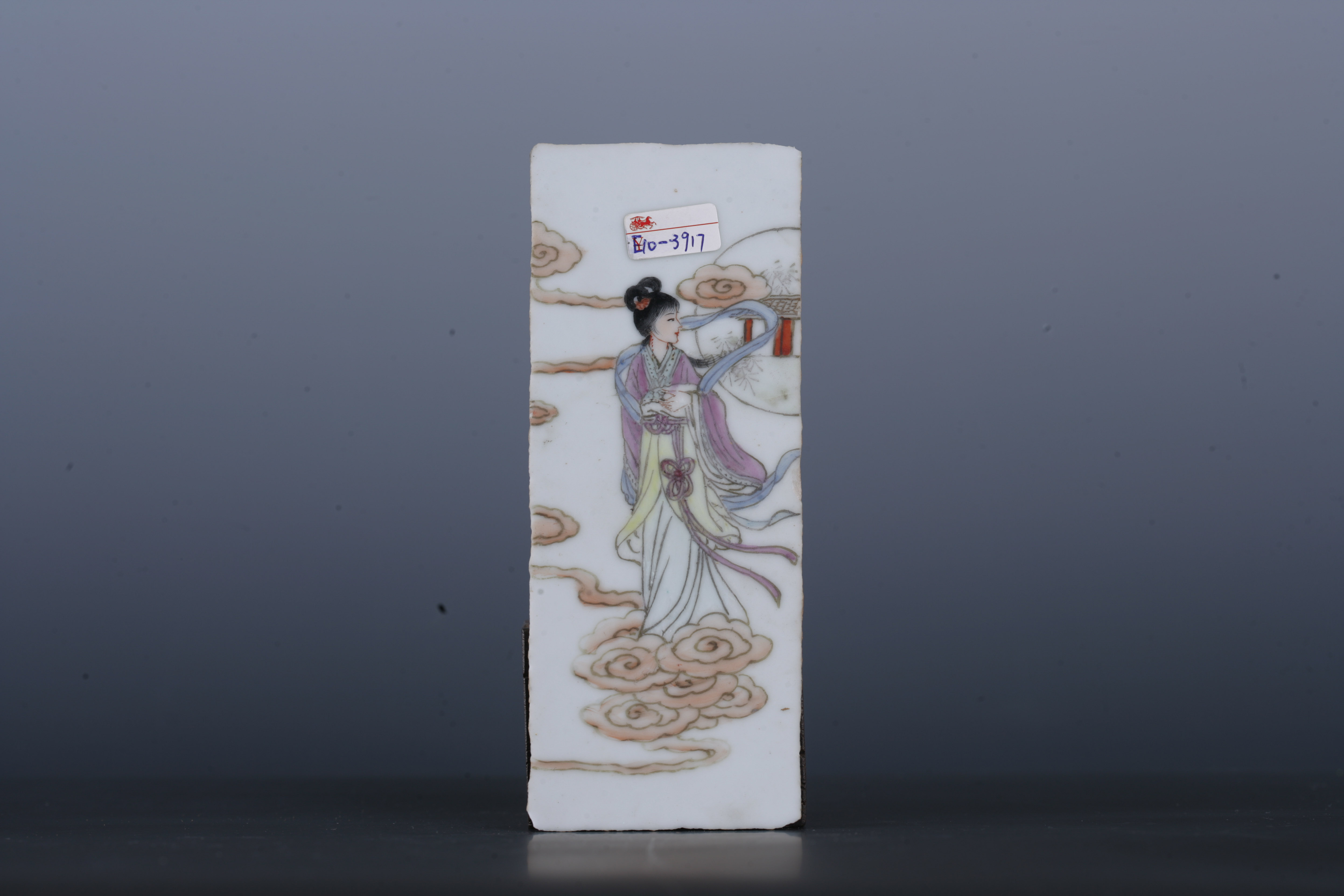 中华民国粉彩嫦娥纹长方形瓷板-2