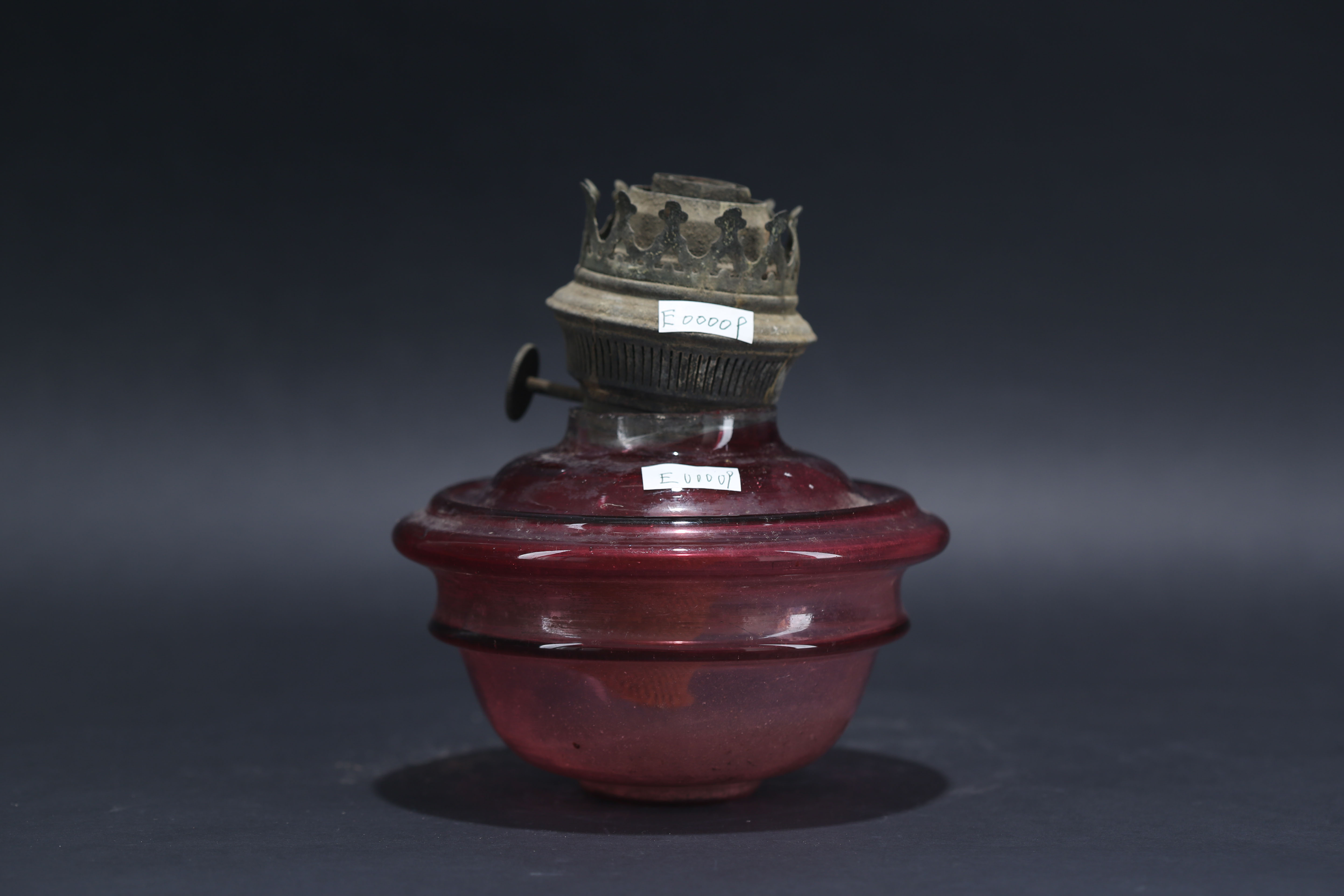 中华民国红玻璃煤油灯-3