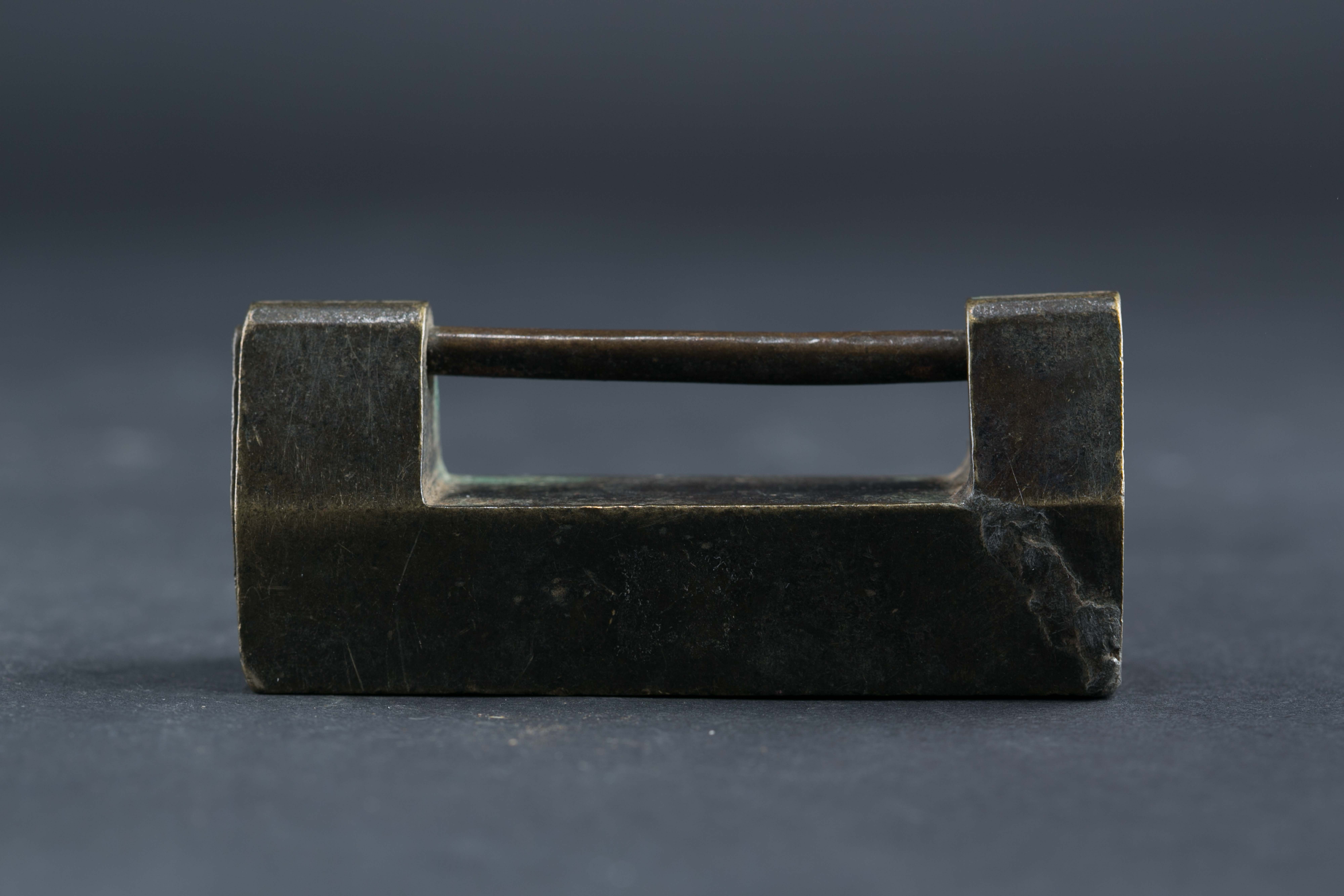 中华民国素身铜锁-115