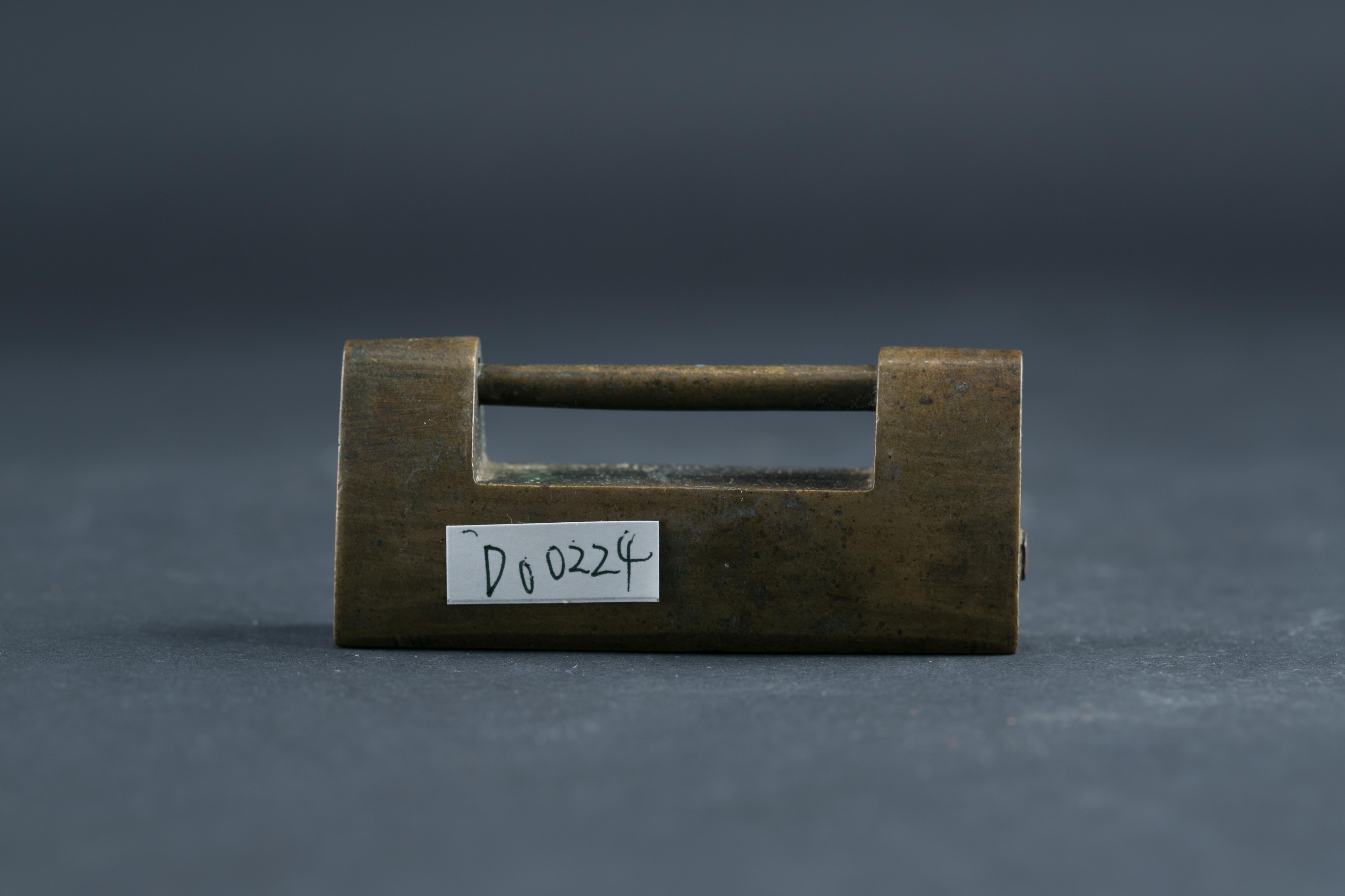 中华民国素身铜锁-192