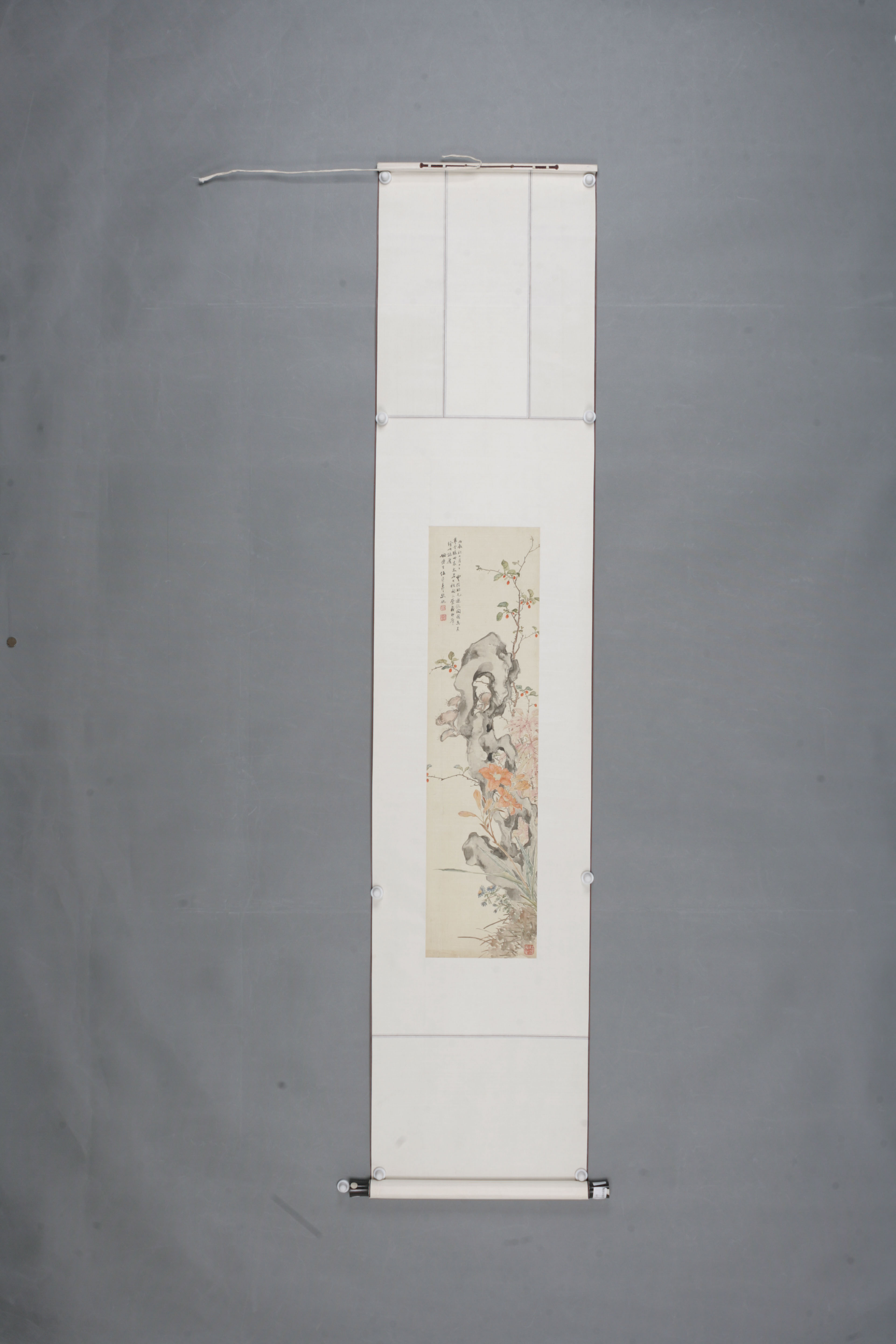 1916年伍德彝花卉寿石图轴